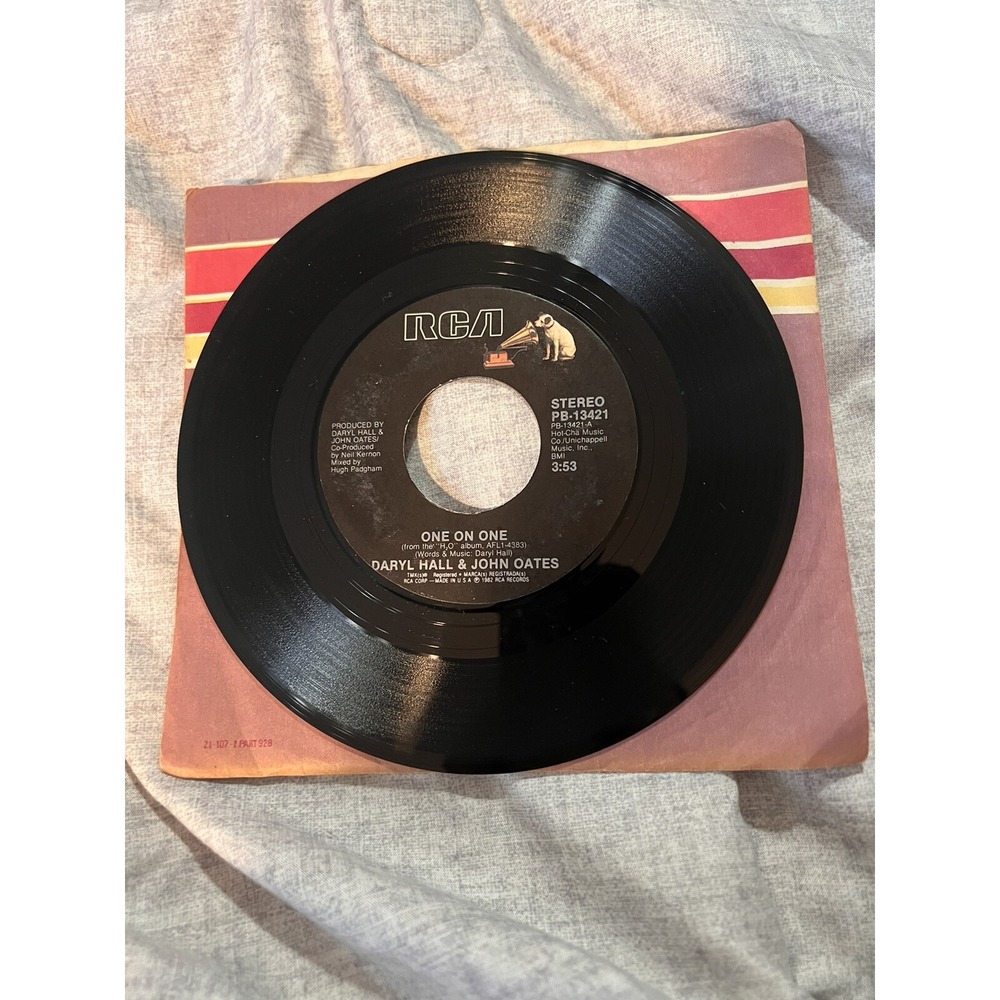 Daryl Hall & John Oates - Art of Heartbreak/One on One H20 Original 45 Record